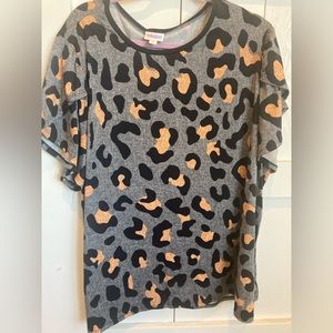 LuLaRoe Olive top size 3x
